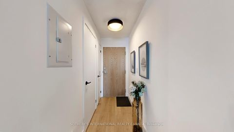 Photo 15 at 1123 - 38 Joe Shuster Way, Niagara, Toronto
