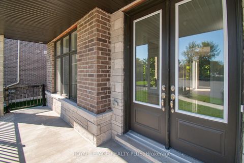 Photo 2 at 980 Church Drive, Lefroy, Innisfil Photo 2 at 980 Church Drive, Lefroy, Innisfil