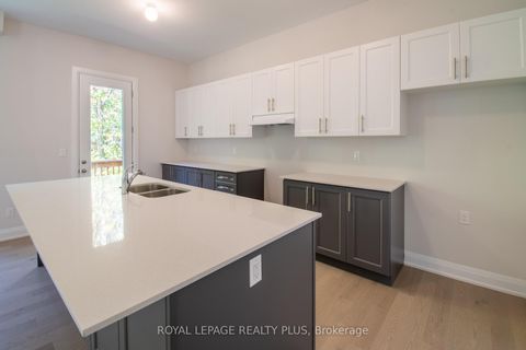 Photo 8 at 980 Church Drive, Lefroy, Innisfil