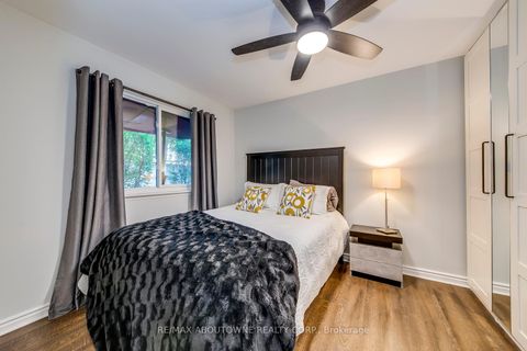 Photo 27 at 113 - 1496 Pilgrims Way, GA Glen Abbey, Oakville