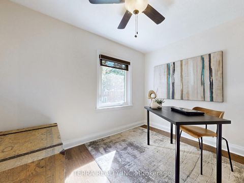 Photo 17 at 40 Allanbrooke Drive, Kingsway South, Toronto