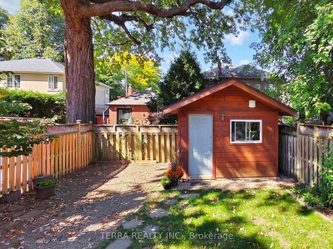 Photo 39 at 40 Allanbrooke Drive, Kingsway South, Toronto