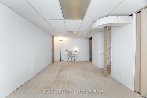Photo 15 at 125 Hollyberry Trail, Hillcrest Village, Toronto