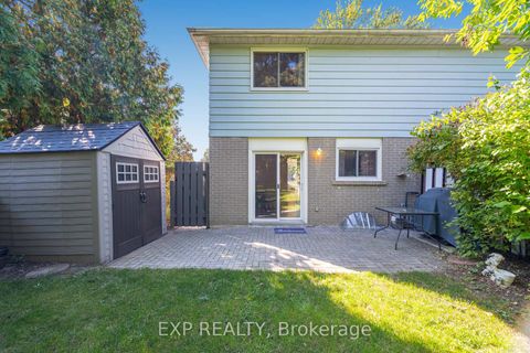 Photo 17 at 125 Hollyberry Trail, Hillcrest Village, Toronto