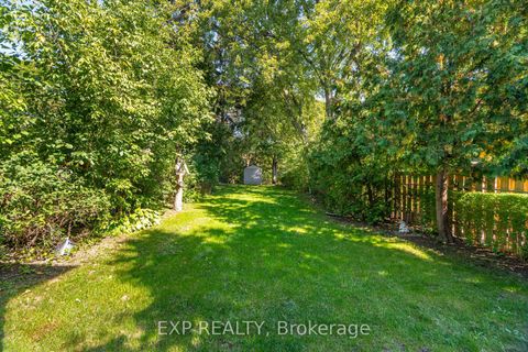 Photo 20 at 125 Hollyberry Trail, Hillcrest Village, Toronto