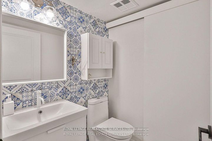 Photo 13 at 216 - 2267 Lakeshore Boulevard W, Mimico, Toronto