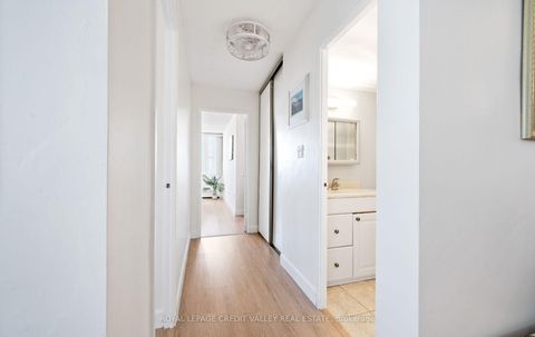 Photo 33 at 601 - 2263 Marine Drive, BR Bronte, Oakville