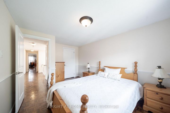 Photo 32 at 259 Tall Grass Trail, East Woodbridge, Vaughan