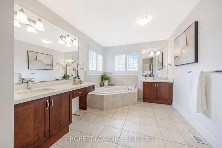 Photo 26 at 49 Playfair Terrace, SC Scott, Milton