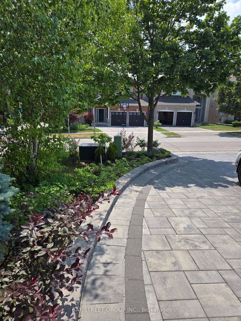 Photo 2 at 115 COLESBROOK Road, Westbrook, Richmond Hill