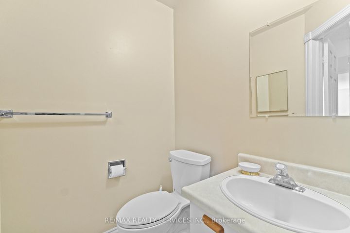 Photo 24 at 67 Wildercroft Avenue, Brampton North, Brampton