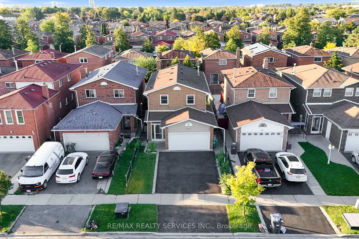 Photo 35 at 67 Wildercroft Avenue, Brampton North, Brampton
