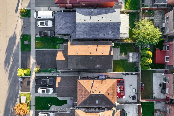 Photo 36 at 67 Wildercroft Avenue, Brampton North, Brampton