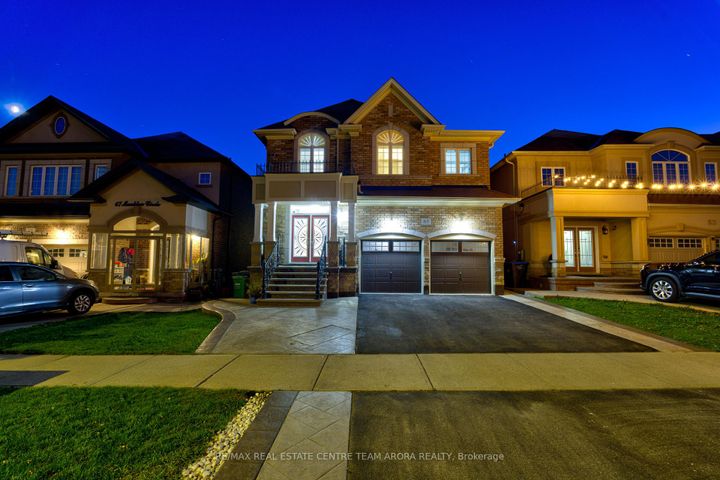 Photo 2 at 65 Monkton Circle, Credit Valley, Brampton