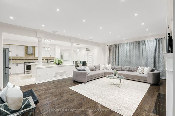 Photo 10 at 65 Monkton Circle, Credit Valley, Brampton