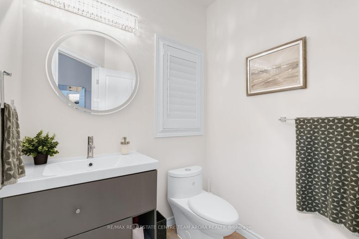Photo 21 at 65 Monkton Circle, Credit Valley, Brampton