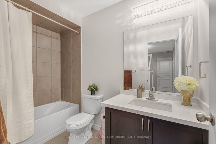 Photo 34 at 65 Monkton Circle, Credit Valley, Brampton