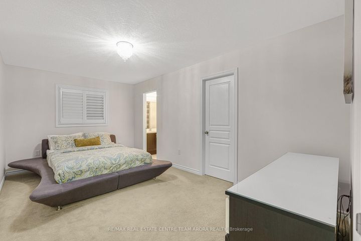 Photo 35 at 65 Monkton Circle, Credit Valley, Brampton