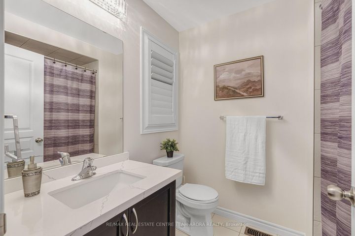 Photo 36 at 65 Monkton Circle, Credit Valley, Brampton