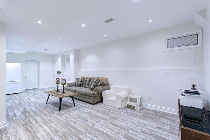 Photo 39 at 65 Monkton Circle, Credit Valley, Brampton