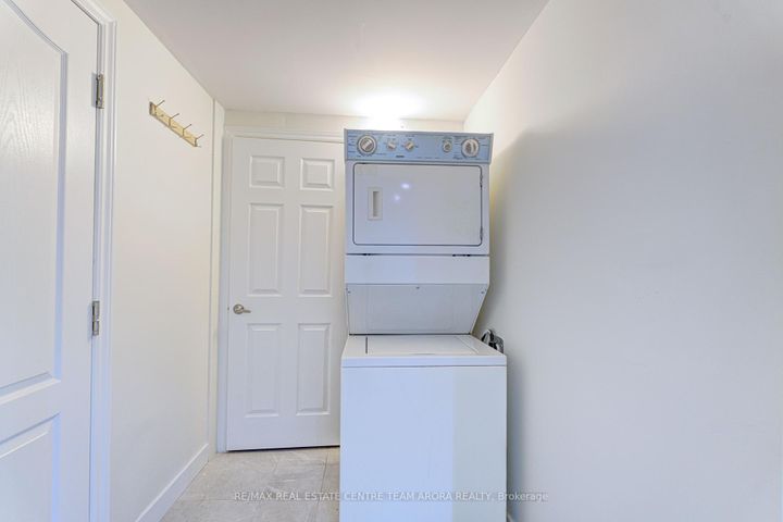 Photo 43 at 65 Monkton Circle, Credit Valley, Brampton