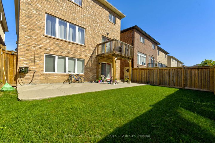 Photo 44 at 65 Monkton Circle, Credit Valley, Brampton