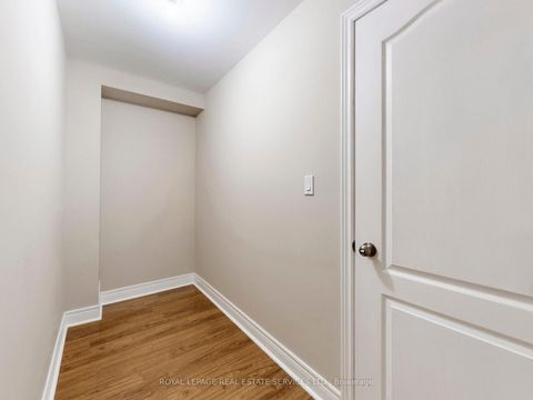 Photo 6 at 301 Mohawk Road, BR Bronte, Oakville