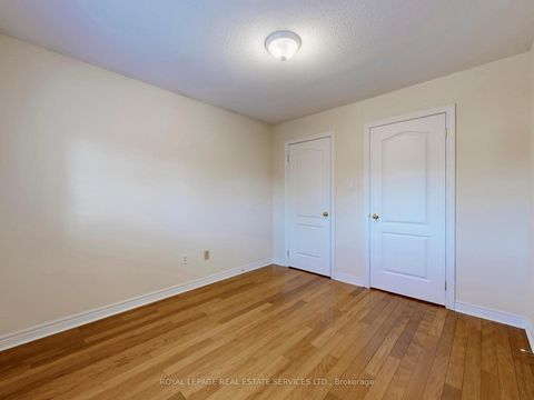 Photo 15 at 301 Mohawk Road, BR Bronte, Oakville