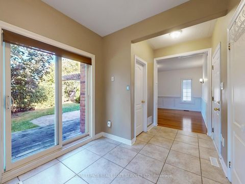 Photo 33 at 301 Mohawk Road, BR Bronte, Oakville