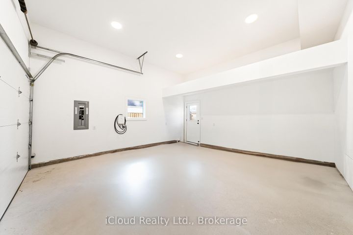 Photo 45 at 1140 Ogden Avenue, Lakeview, Mississauga