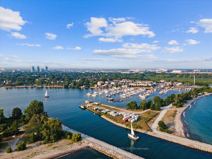 Photo 0 at 4 - 1295 Wharf Street, Bay Ridges, Pickering