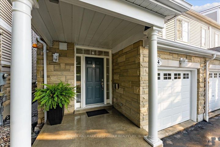 Photo 2 at 4 - 1295 Wharf Street, Bay Ridges, Pickering