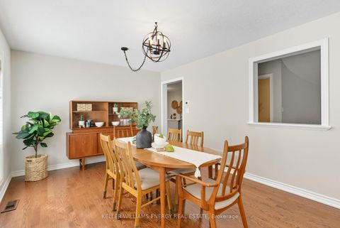 Photo 3 at 47 Scepter Place, Rolling Acres, Whitby