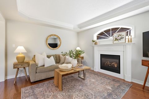 Photo 14 at 47 Scepter Place, Rolling Acres, Whitby