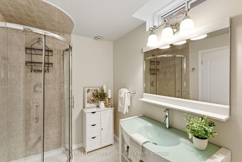 Photo 34 at 47 Scepter Place, Rolling Acres, Whitby