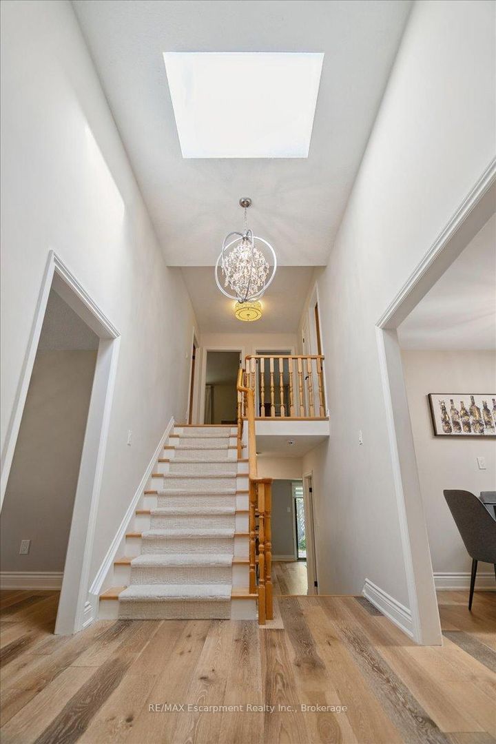 Photo 16 at 346 Kingsway Place, OM Old Milton, Milton