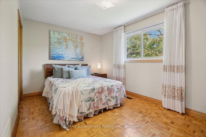 Photo 21 at 346 Kingsway Place, OM Old Milton, Milton