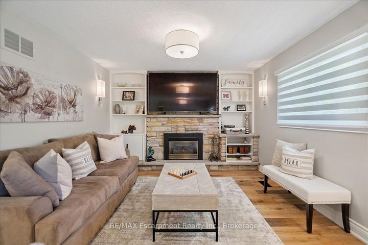 Photo 25 at 346 Kingsway Place, OM Old Milton, Milton