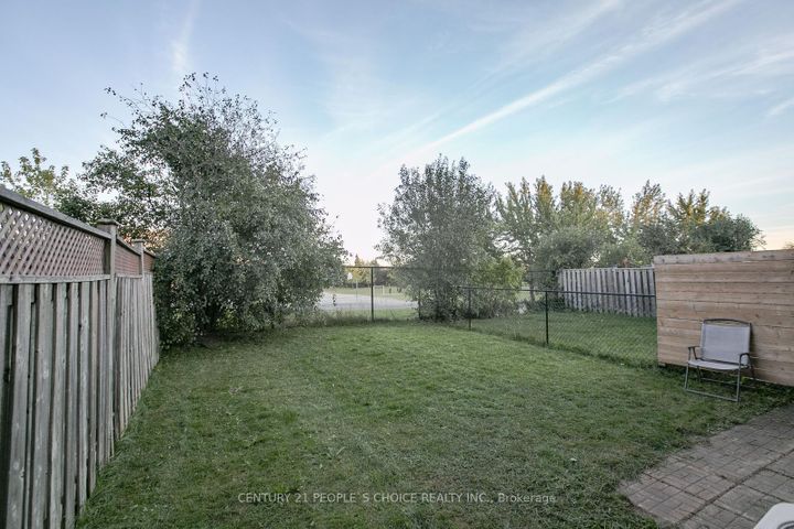 Photo 46 at 17 Caruso Drive, Fletcher's West, Brampton