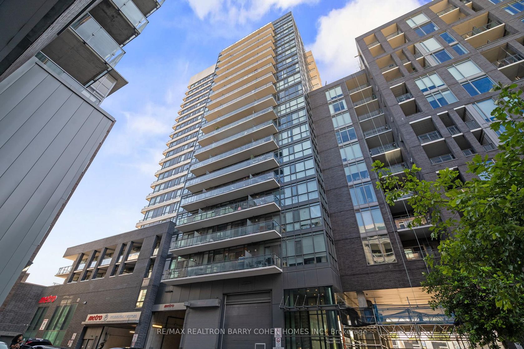1101 - 20 Minowan Miikan Lane, Little Portugal, Toronto 