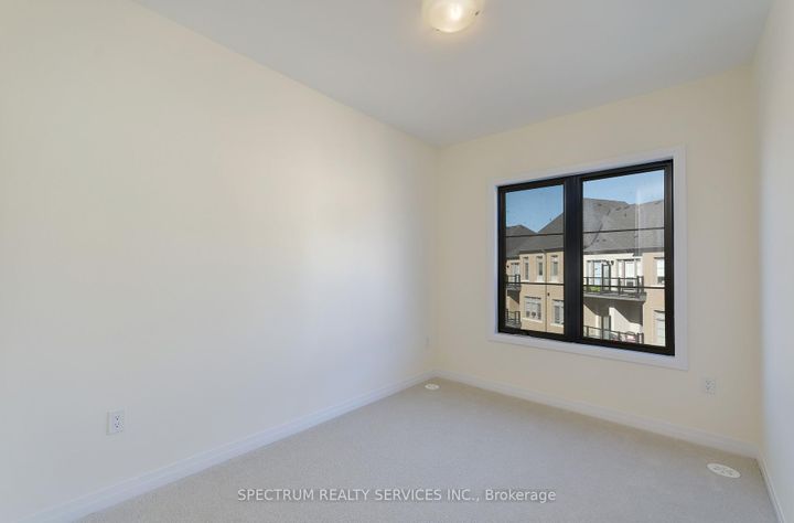 Photo 28 at 35 De La Roche Drive, Vellore Village, Vaughan