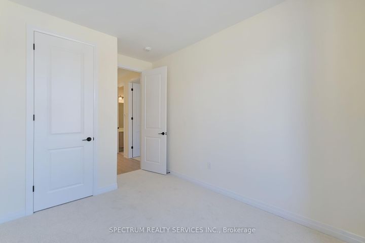 Photo 31 at 35 De La Roche Drive, Vellore Village, Vaughan