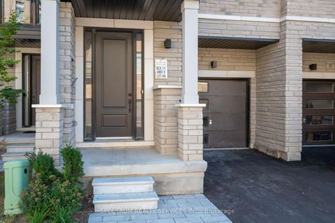 Photo 2 at 35 De La Roche Drive, Vellore Village, Vaughan