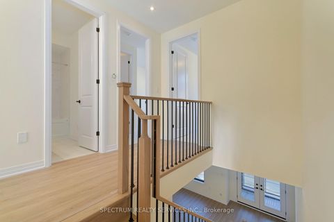 Photo 19 at 35 De La Roche Drive, Vellore Village, Vaughan