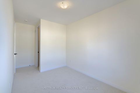 Photo 29 at 35 De La Roche Drive, Vellore Village, Vaughan