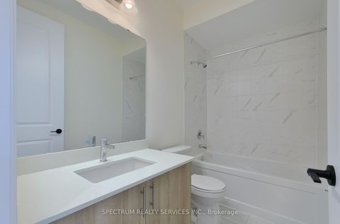 Photo 32 at 35 De La Roche Drive, Vellore Village, Vaughan