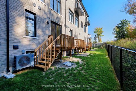 Photo 40 at 35 De La Roche Drive, Vellore Village, Vaughan