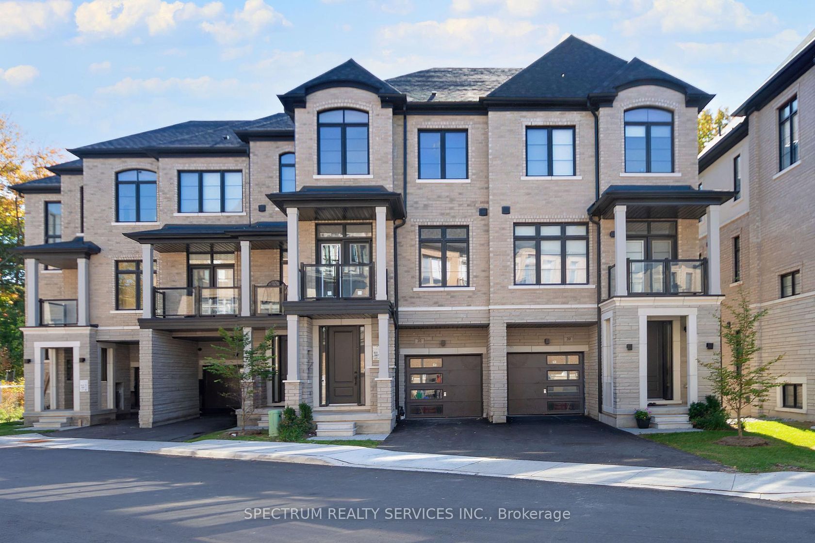 35 De La Roche Drive, Vellore Village, Vaughan 