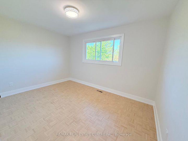 Photo 17 at 1215 Larny Court, Rathwood, Mississauga