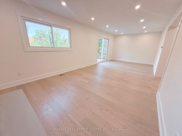 Photo 24 at 1215 Larny Court, Rathwood, Mississauga